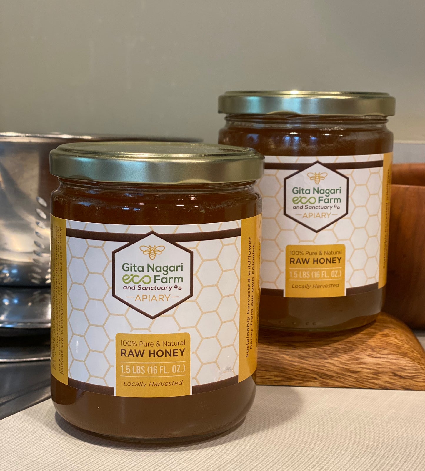 Raw Honey — 1.5 lbs